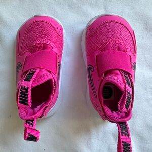 Nike Baby Vibrant Pink Sneakers